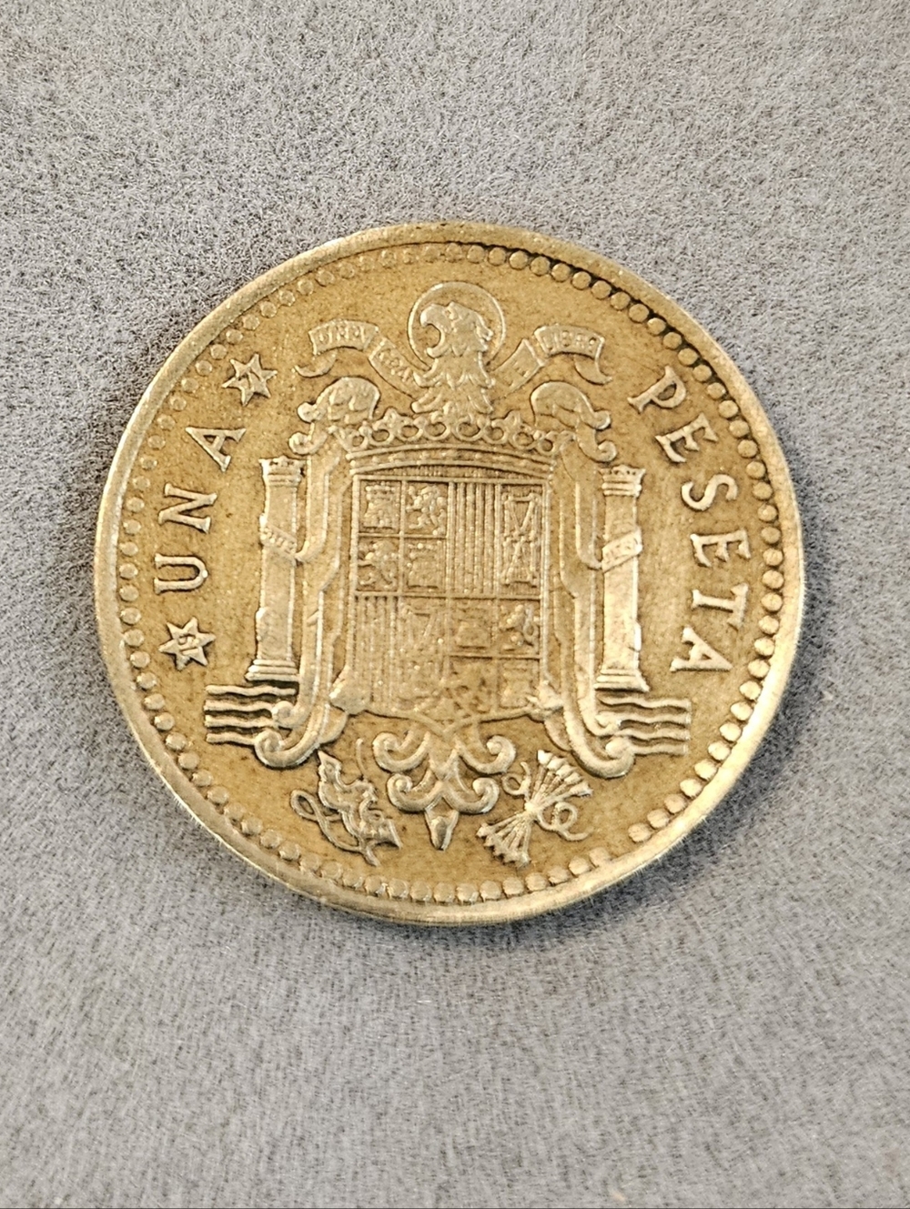 Vintage Una Peseta Gold Tone Coin 1966